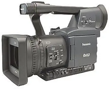 Panasonic Pro AG-HPX170 3CCD P2 High-Definition Camcorder w/13x Optical Zoom (P2 Card Not Included) - B004PE4ZJY